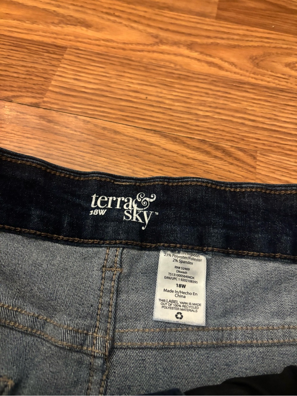 Terra & Sky Dark Blue Bermuda Denim Shorts Size 18W - Picture 7 of 7